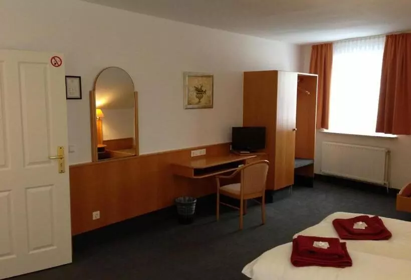 酒店 & Restaurant Jägerstuben