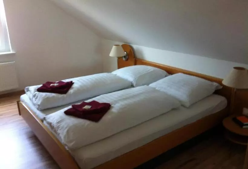 酒店 & Restaurant Jägerstuben