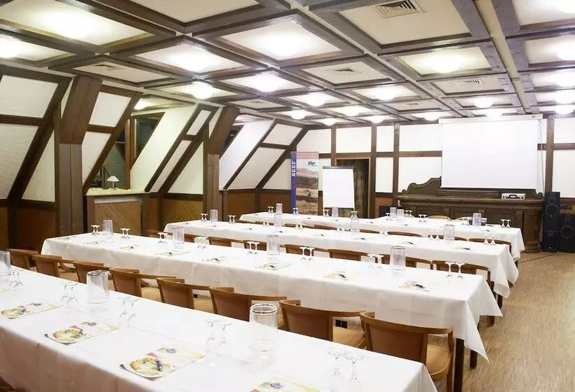 호텔 Restaurant Zur Linde