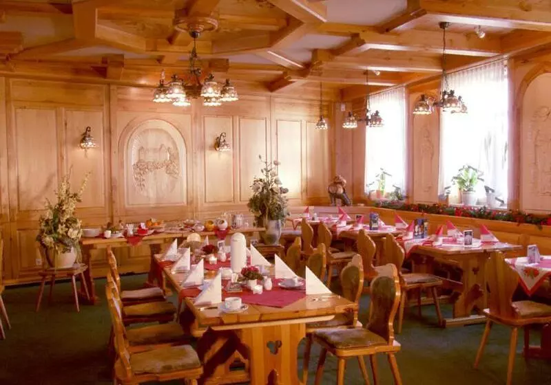 Отель Schloßblick Trebsen