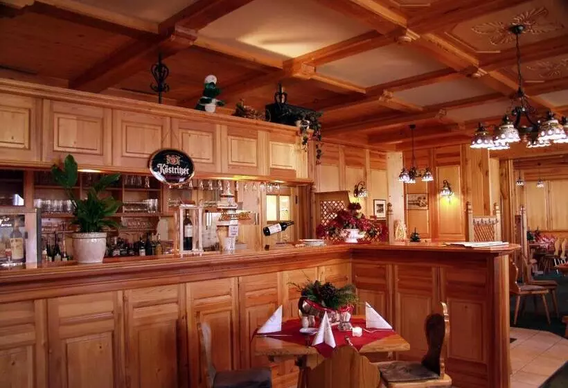 Отель Schloßblick Trebsen