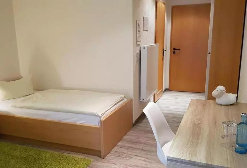 ホテル Schneiderlein