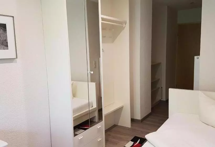 ホテル Schneiderlein