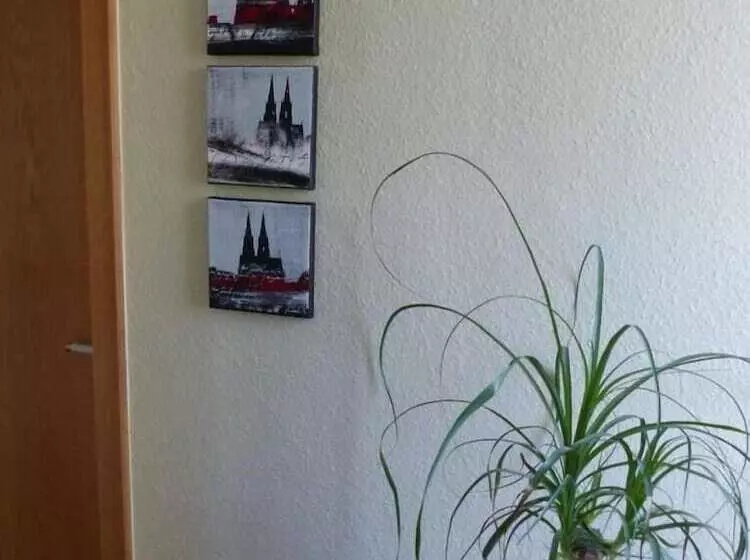 Отель Theile Garni