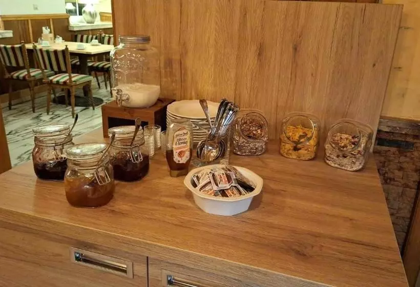 Отель Tilla S Hof