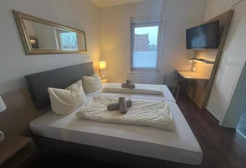 Отель Tilla S Hof