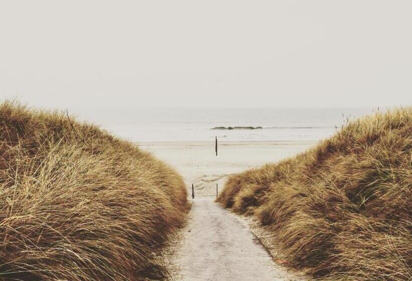 هتل Villa Breeksee