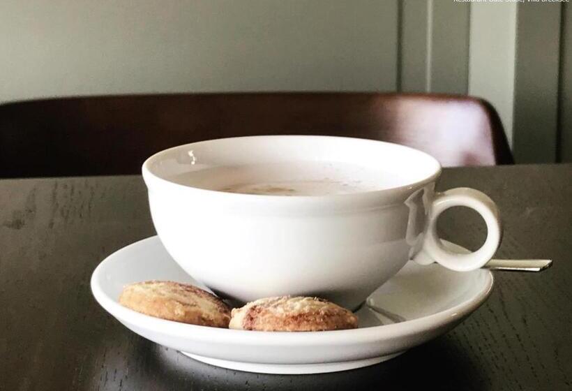 هتل Villa Breeksee