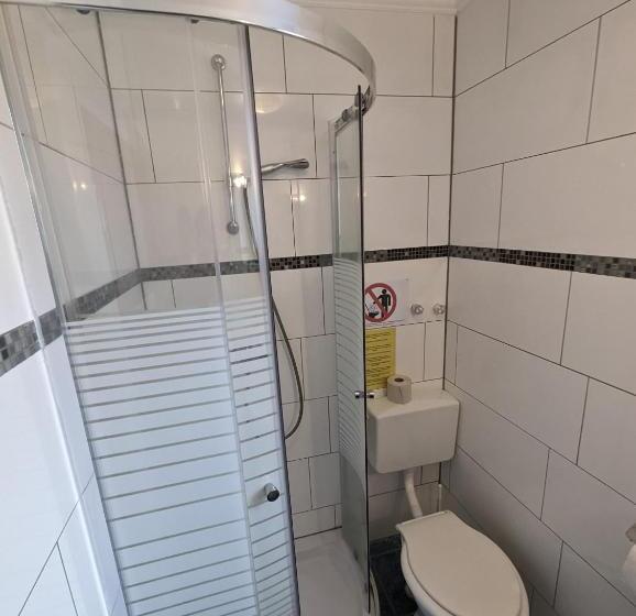 Отель Eiserner Anton