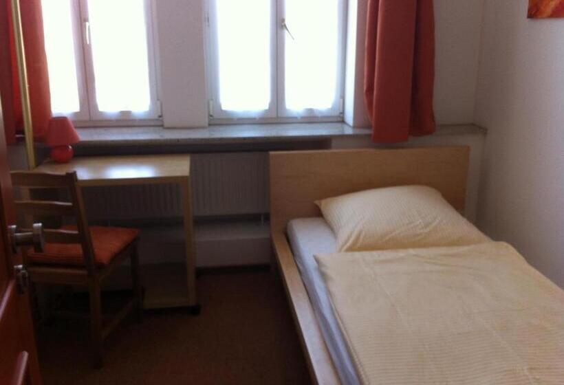 בית מלון כפרי Zum Bügeleisen