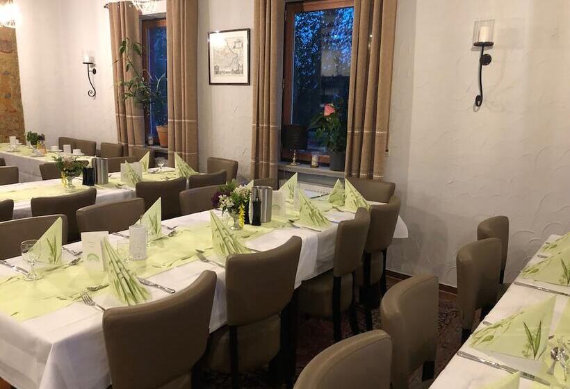 Landhaus Vor Burg Eltz