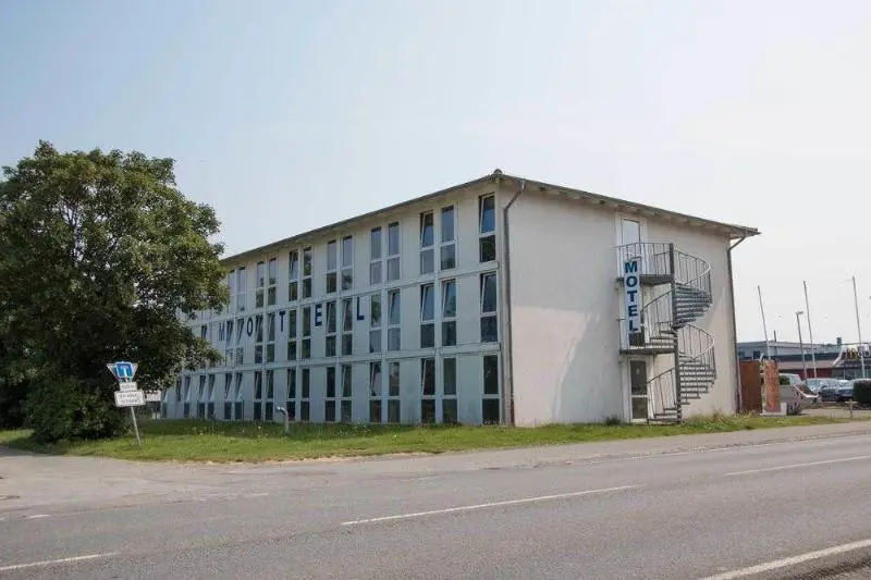Motel 44