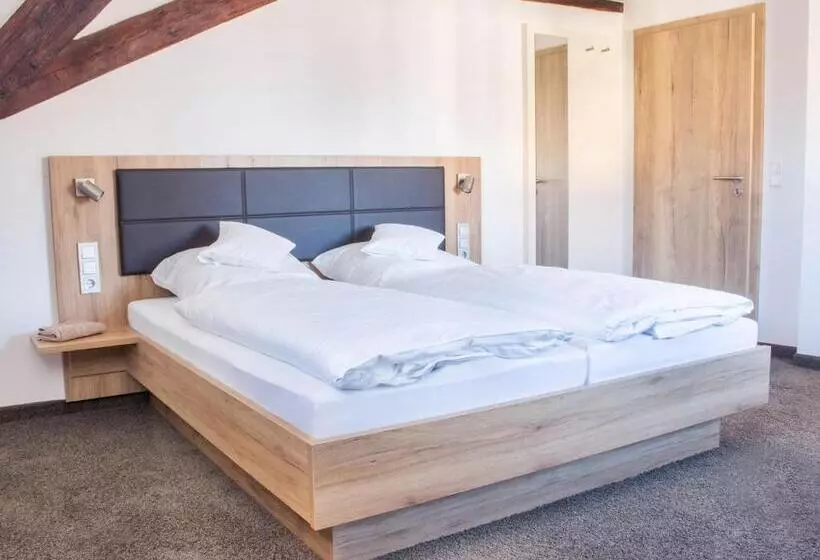 Gasthof Landhotel Hirsch