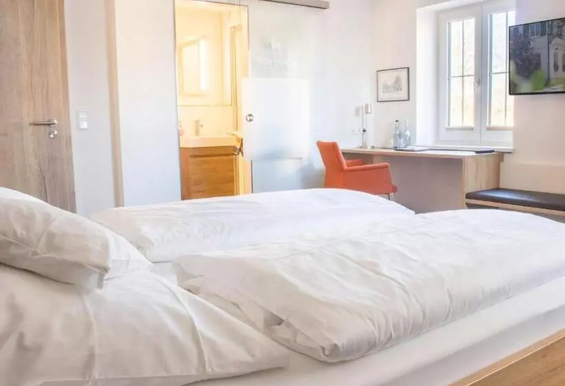 Gasthof Landhotel Hirsch