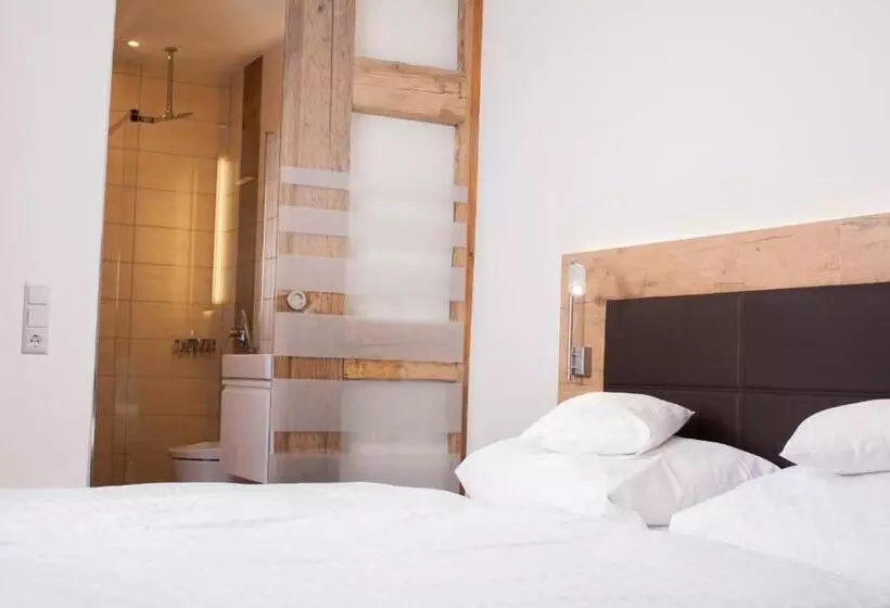 Gasthof Landhotel Hirsch