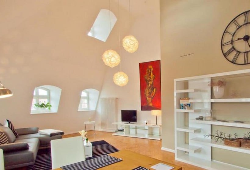 Heinrich Schuetz Residenz