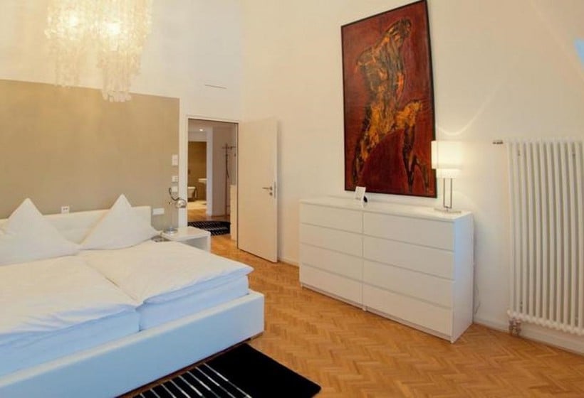 Heinrich Schuetz Residenz