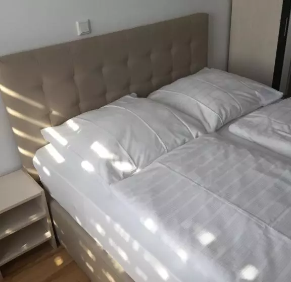 هتل Central Hannover