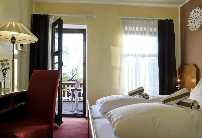 Hotel Elbterrasse Wachwitz