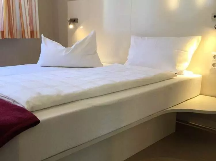 ホテル Elisabetha Garni