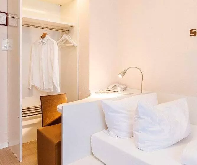 ホテル Elisabetha Garni