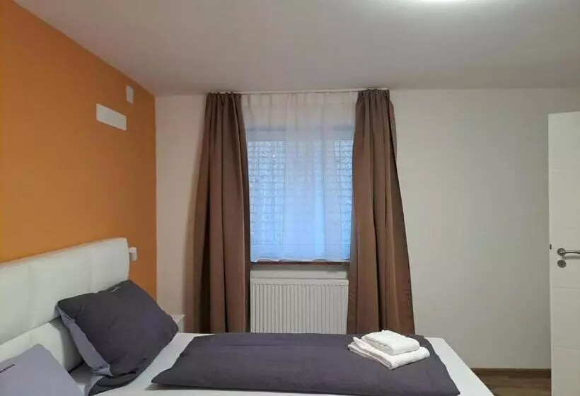 酒店 Grüner Baum   Melissone Italian Restaurant