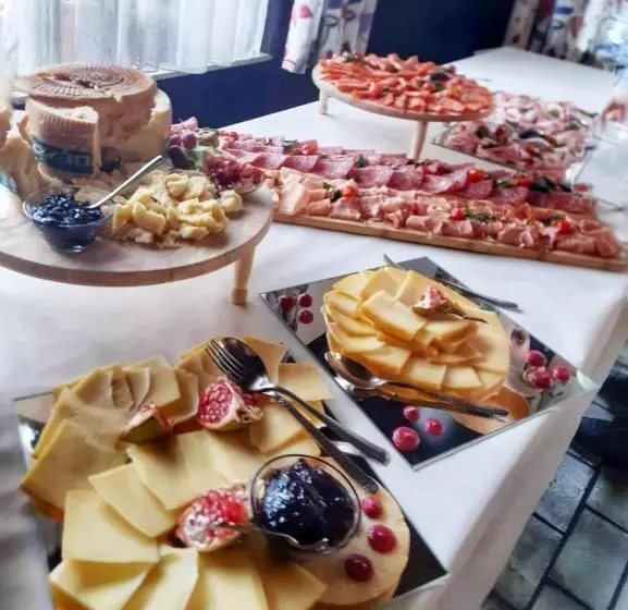 酒店 Grüner Baum   Melissone Italian Restaurant