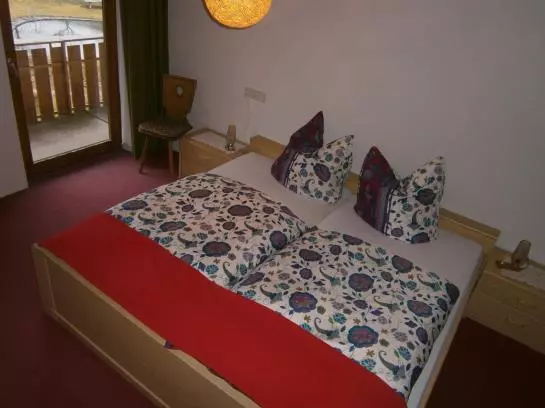 膳宿费 Landgasthof Berghof