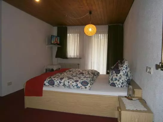 膳宿费 Landgasthof Berghof