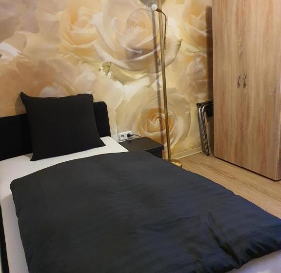 酒店 Pension Waldschloß