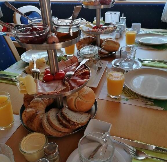 酒店 Pension Waldschloß