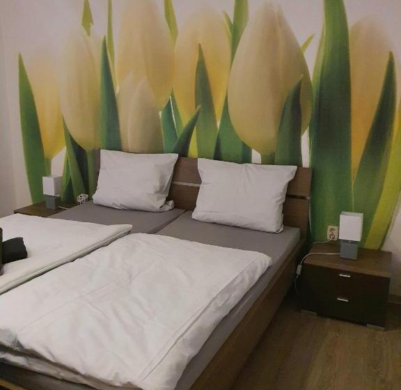 酒店 Pension Waldschloß