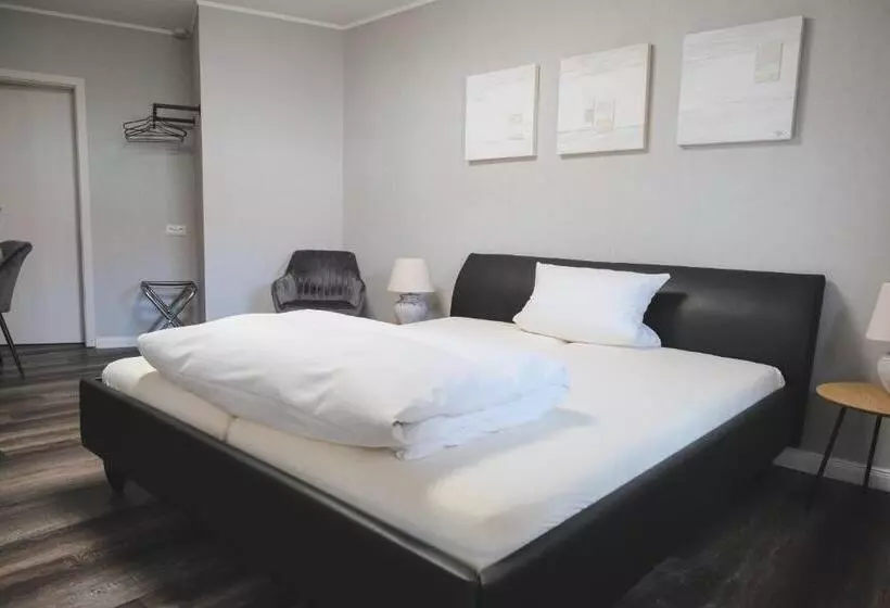 Отель Restaurant Alt Pirmasens