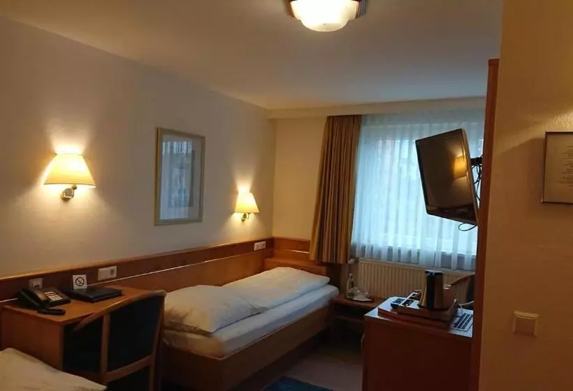 Отель Württemberger Hof Garni