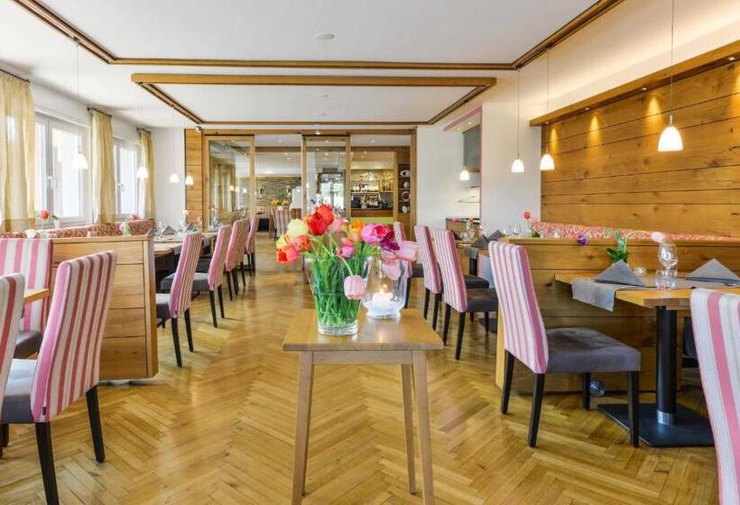 Jauch S Löwen Hotel Restaurant