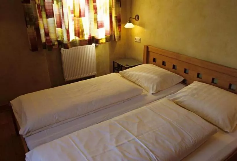 Landhotel & Weingut Espenhof