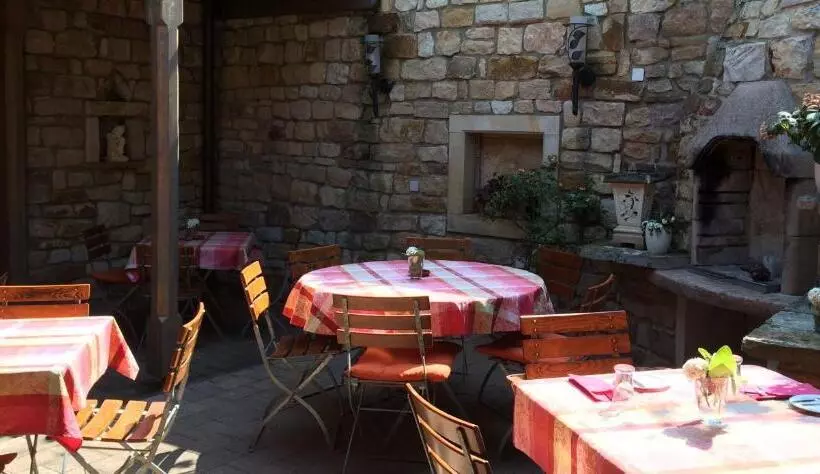 Landhotel & Weingut Espenhof