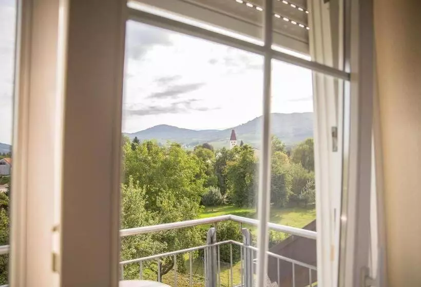 펜션 Landgasthof & Brauerei Löwen Sasbach