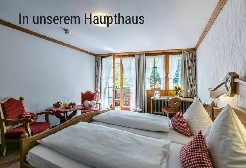 پانسیون Restaurant Krone & Wellness   Schopfheim