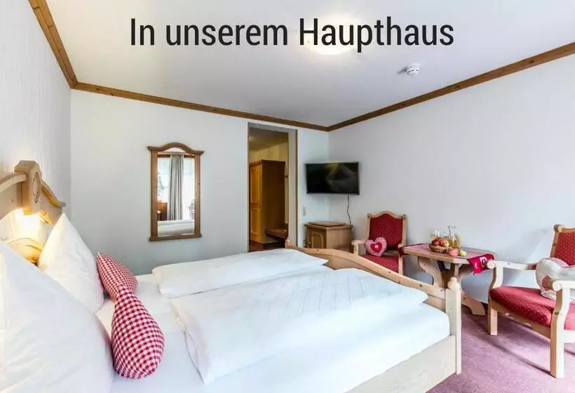 پانسیون Restaurant Krone & Wellness   Schopfheim