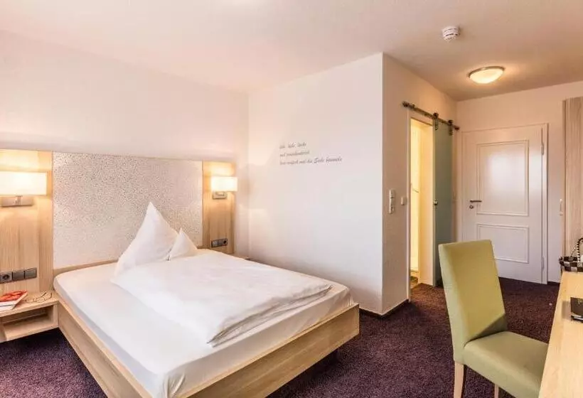 پانسیون Restaurant Krone & Wellness   Schopfheim