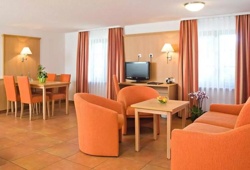 پانسیون Restaurant Krone & Wellness   Schopfheim