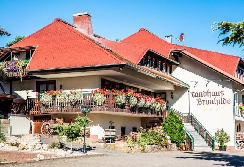 پانسیون Restaurant Krone & Wellness   Schopfheim