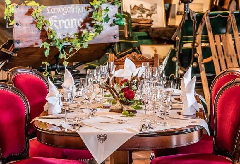 پانسیون Restaurant Krone & Wellness   Schopfheim