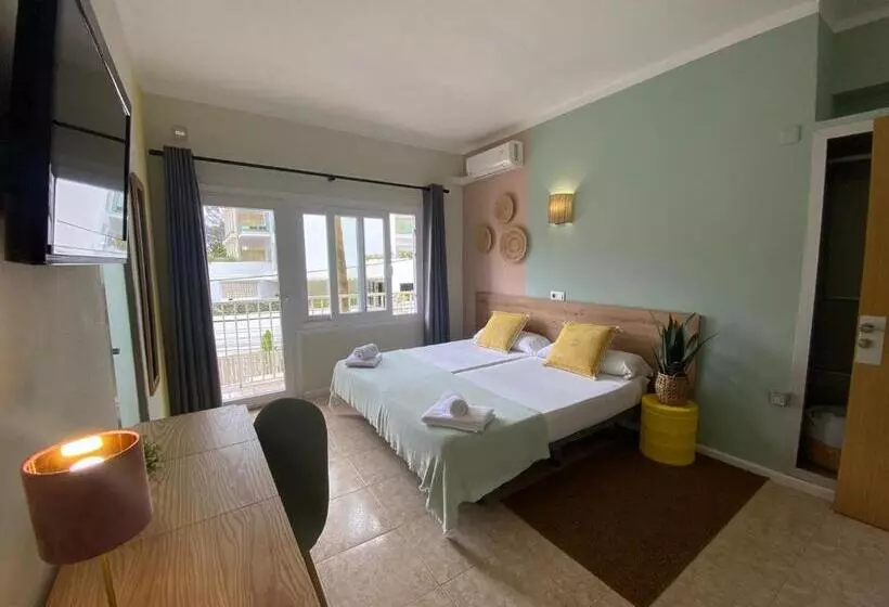 Hostal Playa De Palma