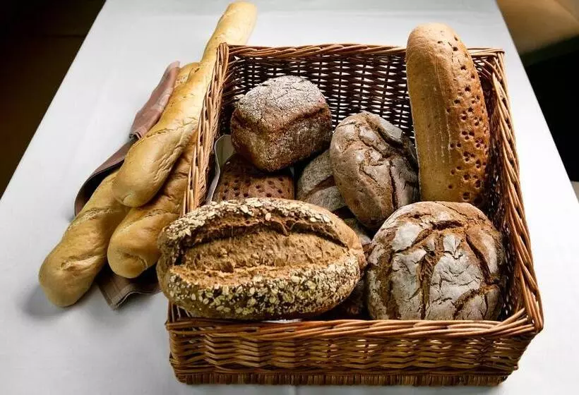 Отель Aldiana Club Ampflwang