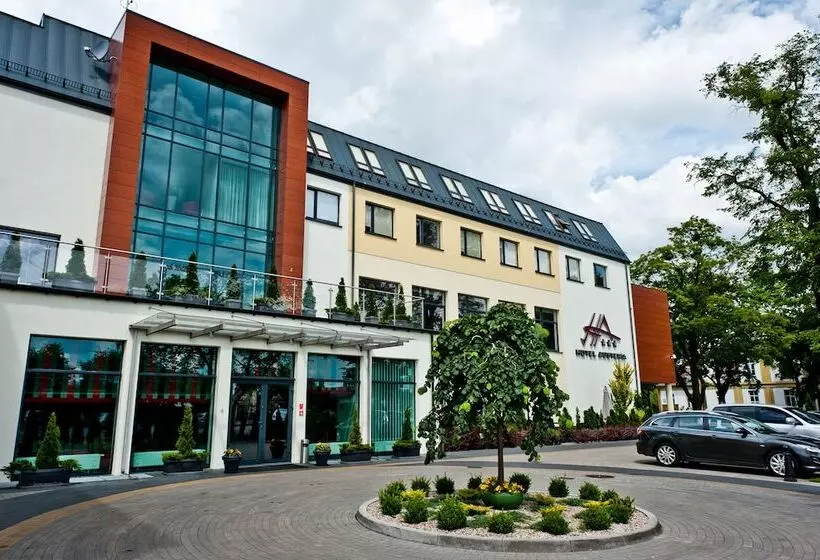 ホテル Austeria Conference & Spa