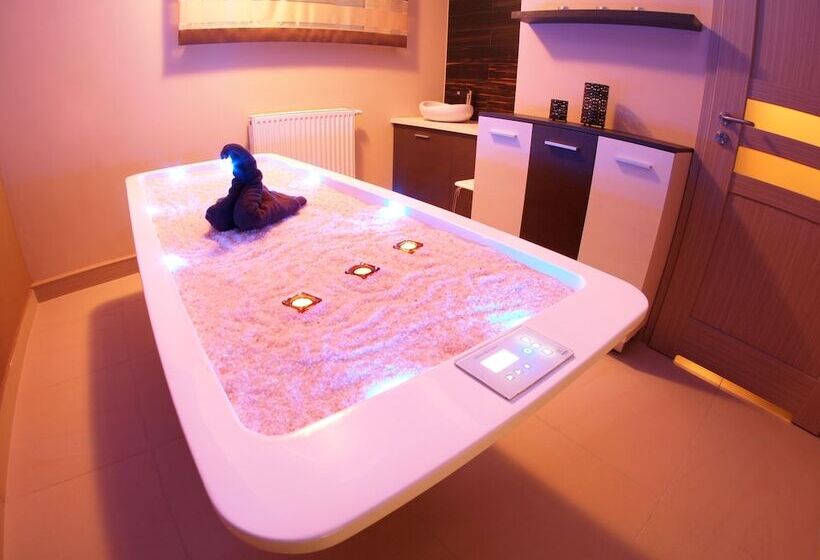 בית מלון כפרי Austeria Conference & Spa