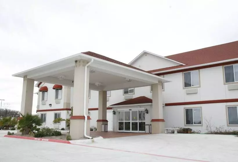 Отель Budget Host Inn And Suites Cameron