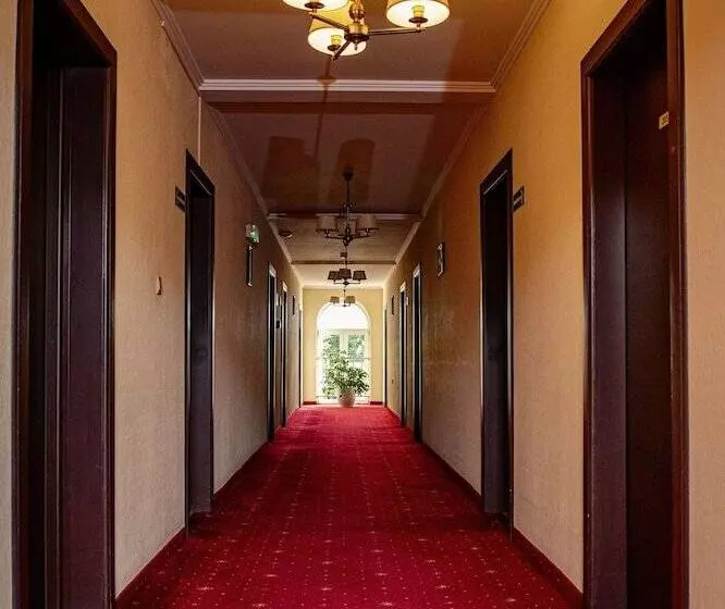 فندق Chopin Business&spa